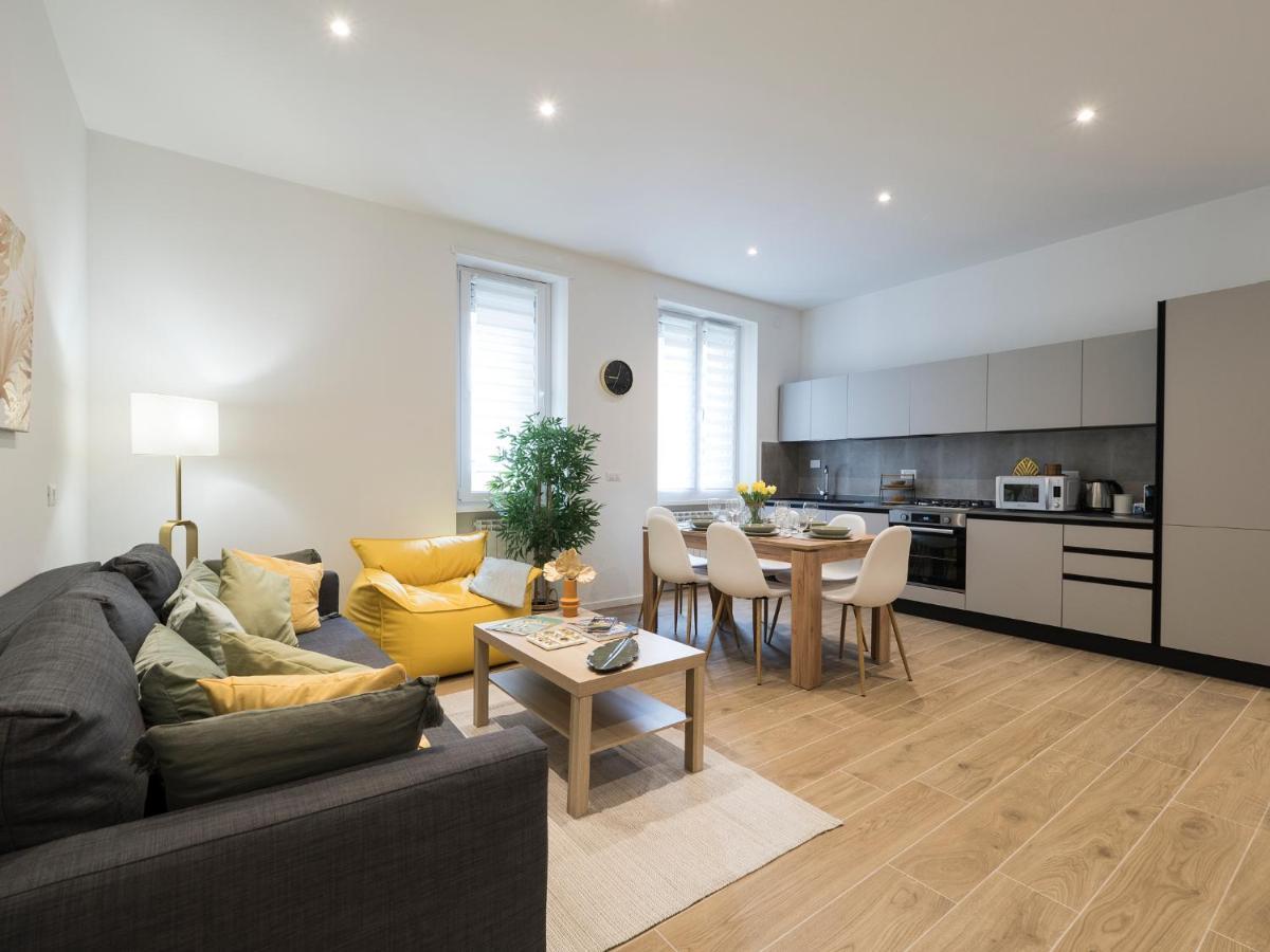 Casa Design Con A/C E Wifi_7 Minuti Ciampino Aeroporto Apartment ภายนอก รูปภาพ